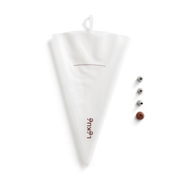 Reusable Piping Bag Kit Prepare your desserts like an expert pastry chef while using less plastic!