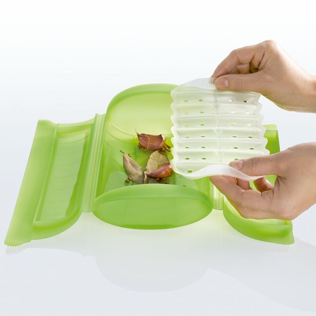 Microwave Steam Cooker with Tray 1-2 p. Quick and healthy steam cooking in your microwave!