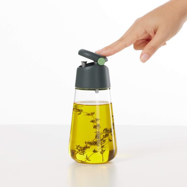 Aceitera ¡Viste tus platos con mayor control!