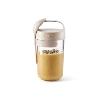 Jar To Go Organic 20 fl. oz With Spoon Enjoy your snacks on the go!