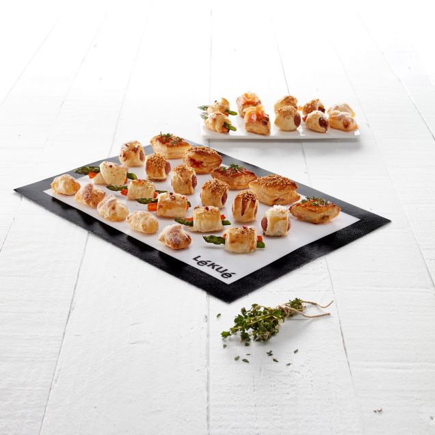 Silicone Baking Mat, 40 x 30 cm Faster and more even baking!