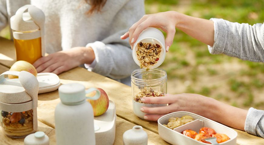 Jar To Go Organic 14 oz with Spoon Enjoy your snacks on the go!