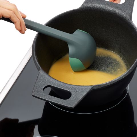 Cucharón ¡Para servir sopas y cremas!