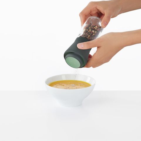 Salt and pepper mill Brighten up and add flavor to your preparations!
