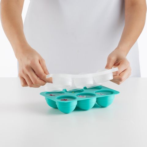 Cubitera XL de forma esférica ¡Frescura duradera para tus bebidas!