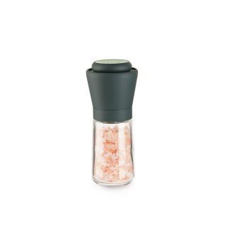 Salt and Pepper Mill Brighten up and add flavor to your preparations!