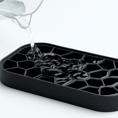 Ice Box Ice cube tray to make and storage ice cubes
