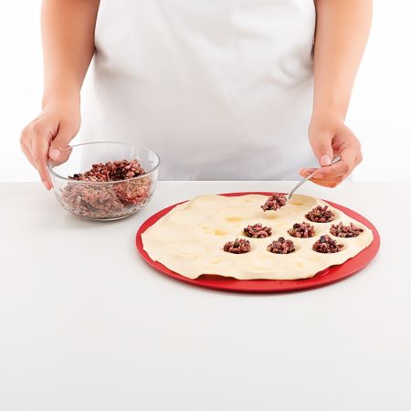 Mini Pies Kit Effortlessly prepare 19 mini pies in one go!