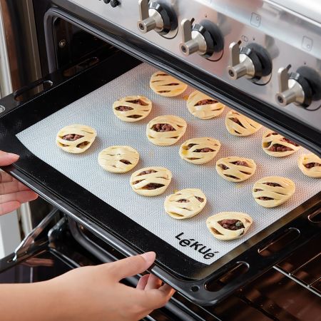 Mini Pies Kit Effortlessly prepare 19 mini pies in one go!