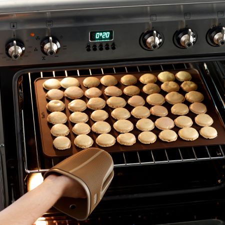 Tapete Macaron Esterilla que permite preparar fácilmente los típicos macarons franceses.