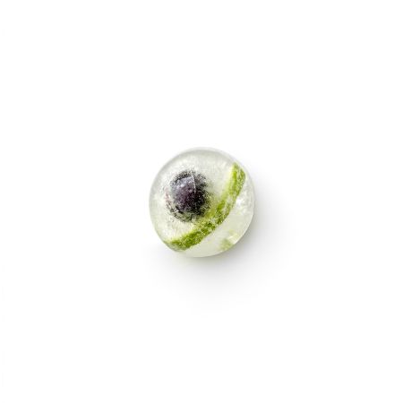 Round ice cube tray with lid The funniest way to refresh yourself!