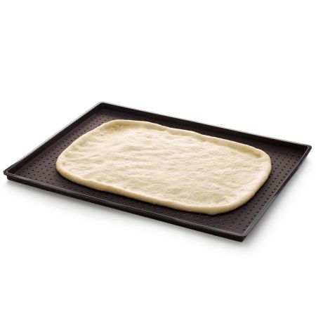 Rectangular Pizza Crisper Mat Bake delicious home-made pizza with a crispy finish.