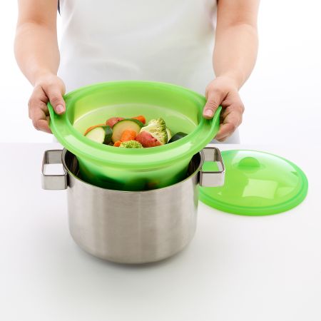Collapsible Steamer Steam in less time and less space!