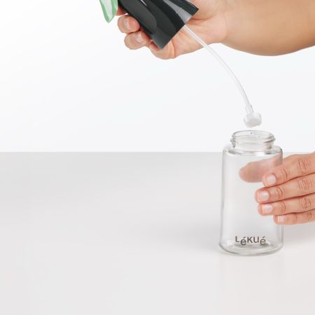 Oil Sprayer Healthier dishes with just the right amount of oil!