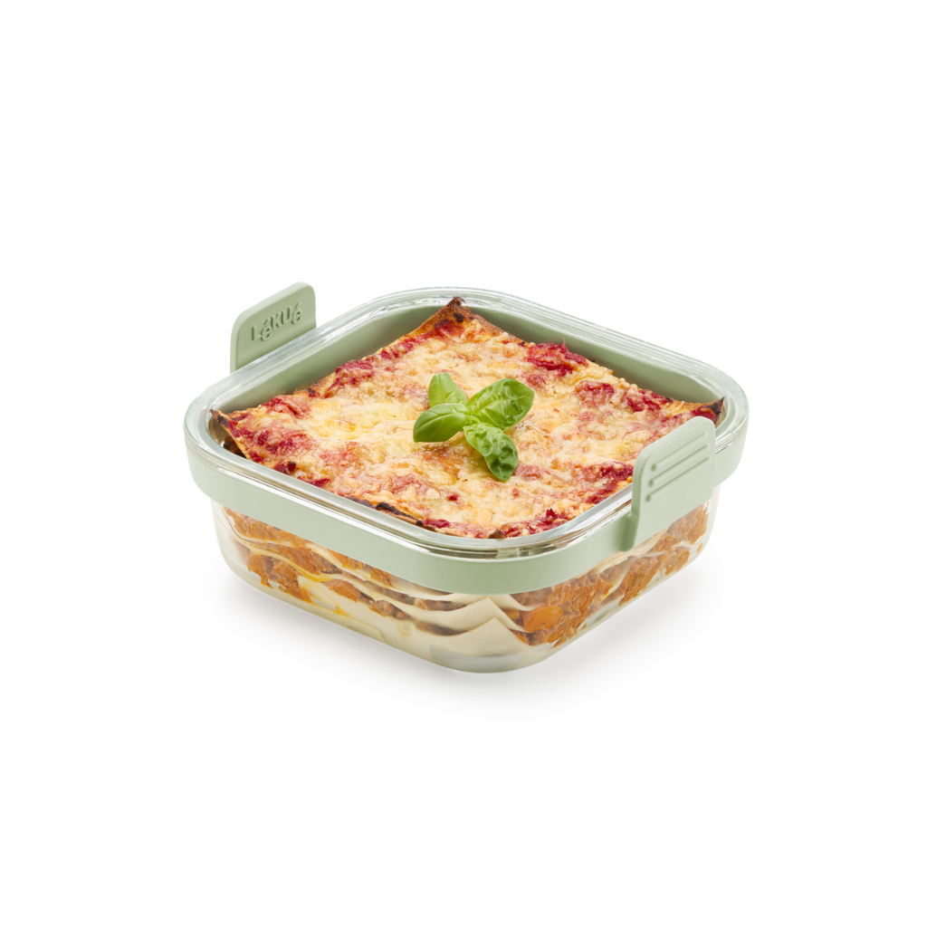 Air fryer Square Glass Dish Made of glass with easy-to-grip handles!