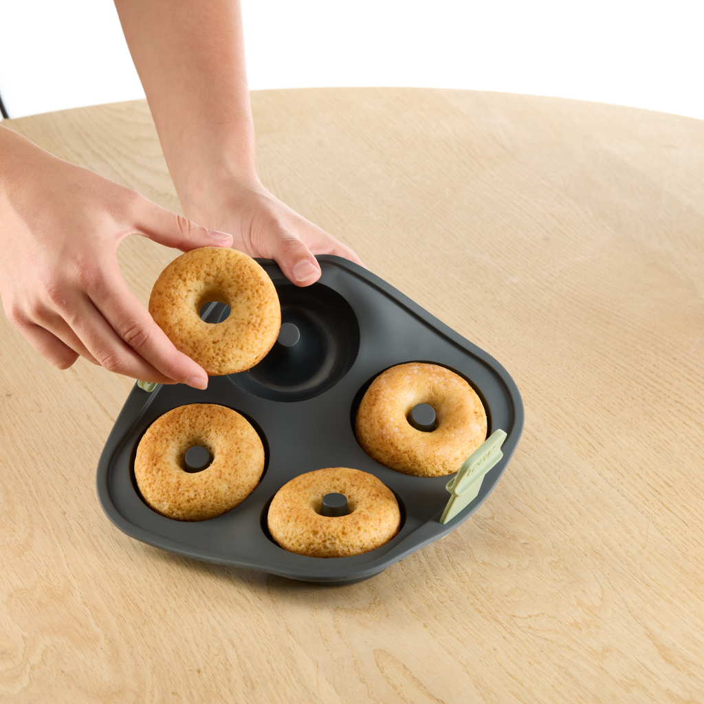 Air fryer Doughnuts Mould, 4 hole Easy release with perfect results!