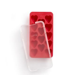 Cubitera con tapa corazón ¡La forma más divertida de refrescarte!