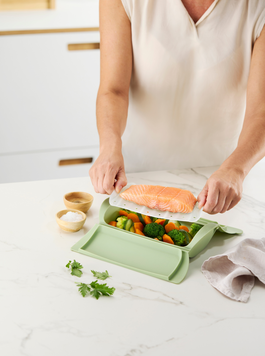 Steam Cooker with tray and Recipe book Set, 2p, English Tasty salmon in 2 minutes!