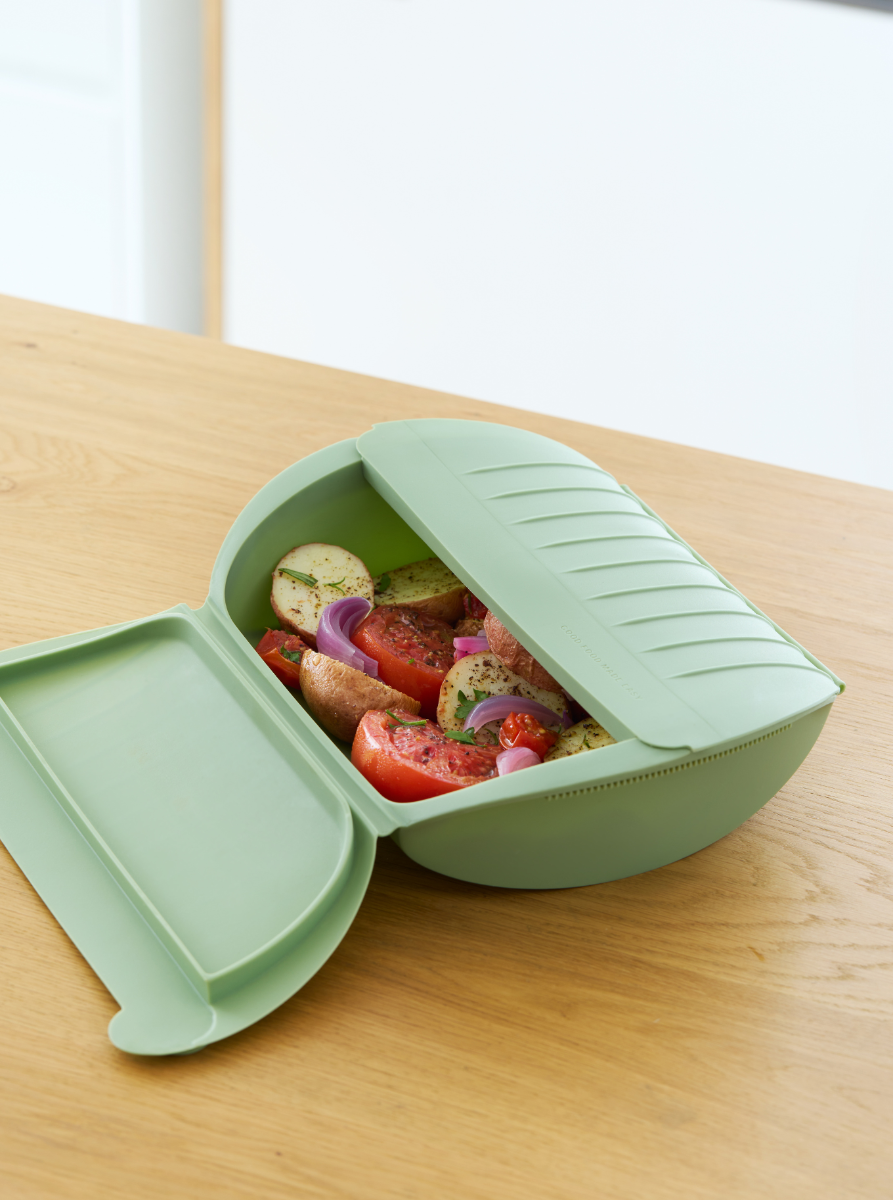 Steam Cooker with tray and Recipe book Set, 4p, English Tasty salmon in 2 minutes!