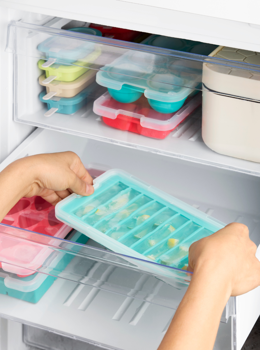 Ice Stick Tray with Lid Bottle-perfect ice, made simple!