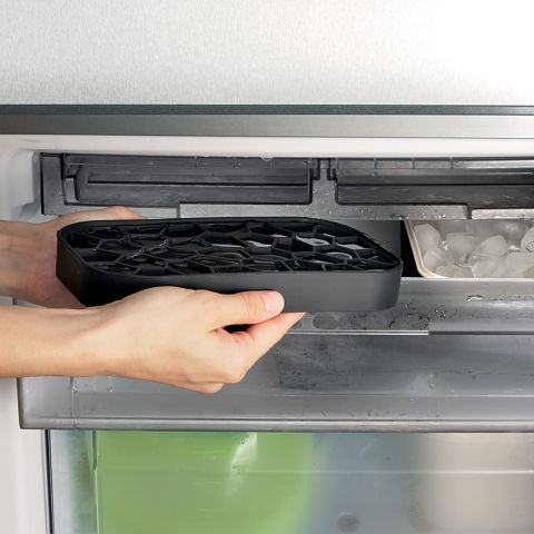 Ice Box Ice cube tray to make and storage ice cubes