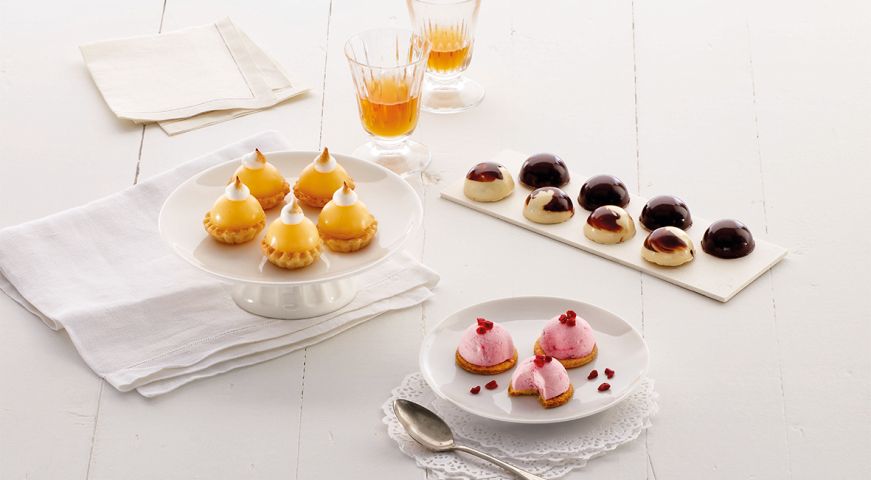 Mini Semi-Sphere mould 24 hole