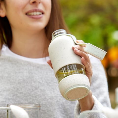 Bottle To Go Organic ¡Mantente hidratado donde quiera que estés!