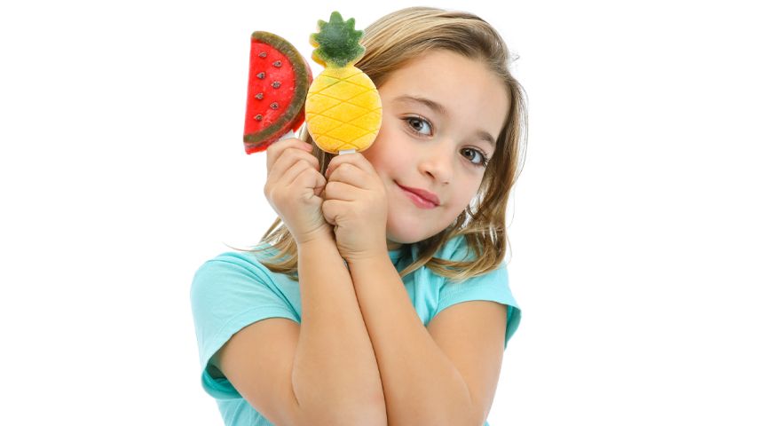 Frutas tropicales heladas ¡Disfruta preparando helado con divertidas formas de frutas tropicales!