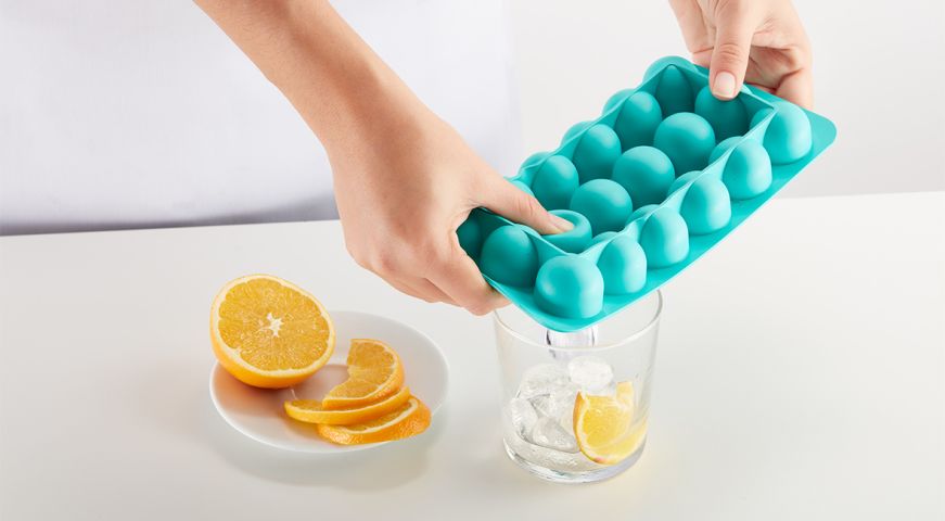 Industrial ice cube tray with lid Your daily ice cube tray!