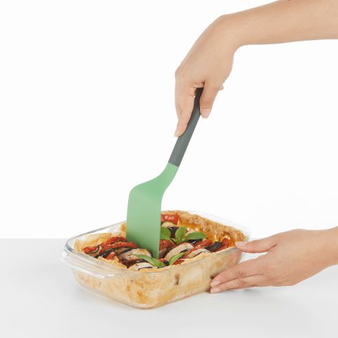 Flexible Plain Spatula Ideal for serving and portioning!