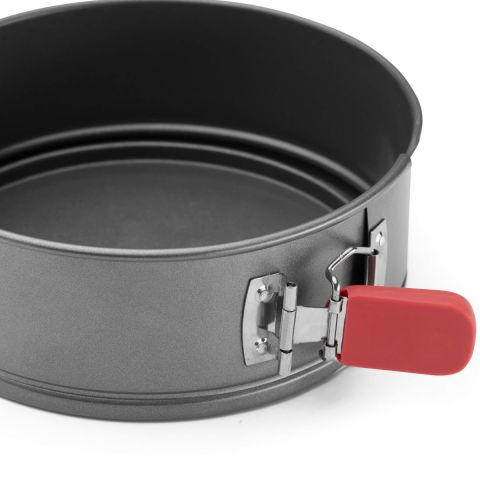 Non-Stick Springform, ø20 cm Perfect baking for your delicate cakes!