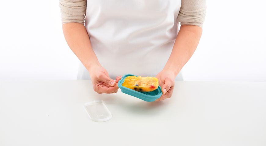 Set of 6 Mediterranean Popsicle Moulds Cool off with Mediterranean flavors!