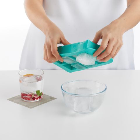XL Square Ice Cube Tray Long-lasting coolness for your drinks!