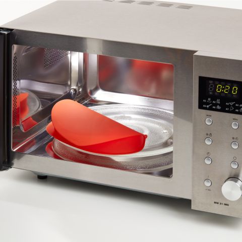 Omelet Maker Quick and easy omelets in the microwave!