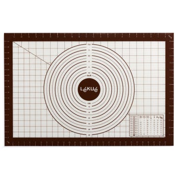 Non-stick pastry mat with measures, 24" x 16"